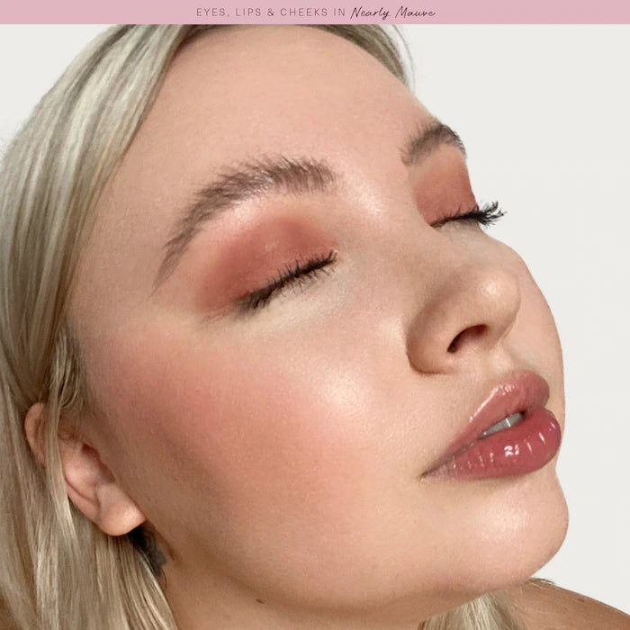 Stay Vulnerable Melting Blush