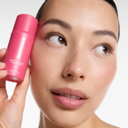 SMOOCHE Color Changing Foundation