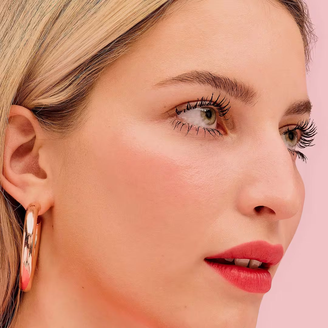 They're Real! Magnet Extreme Lengthening Mascara