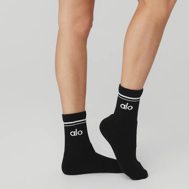 Unisex Half-Crew Throwback Sock - Black/White