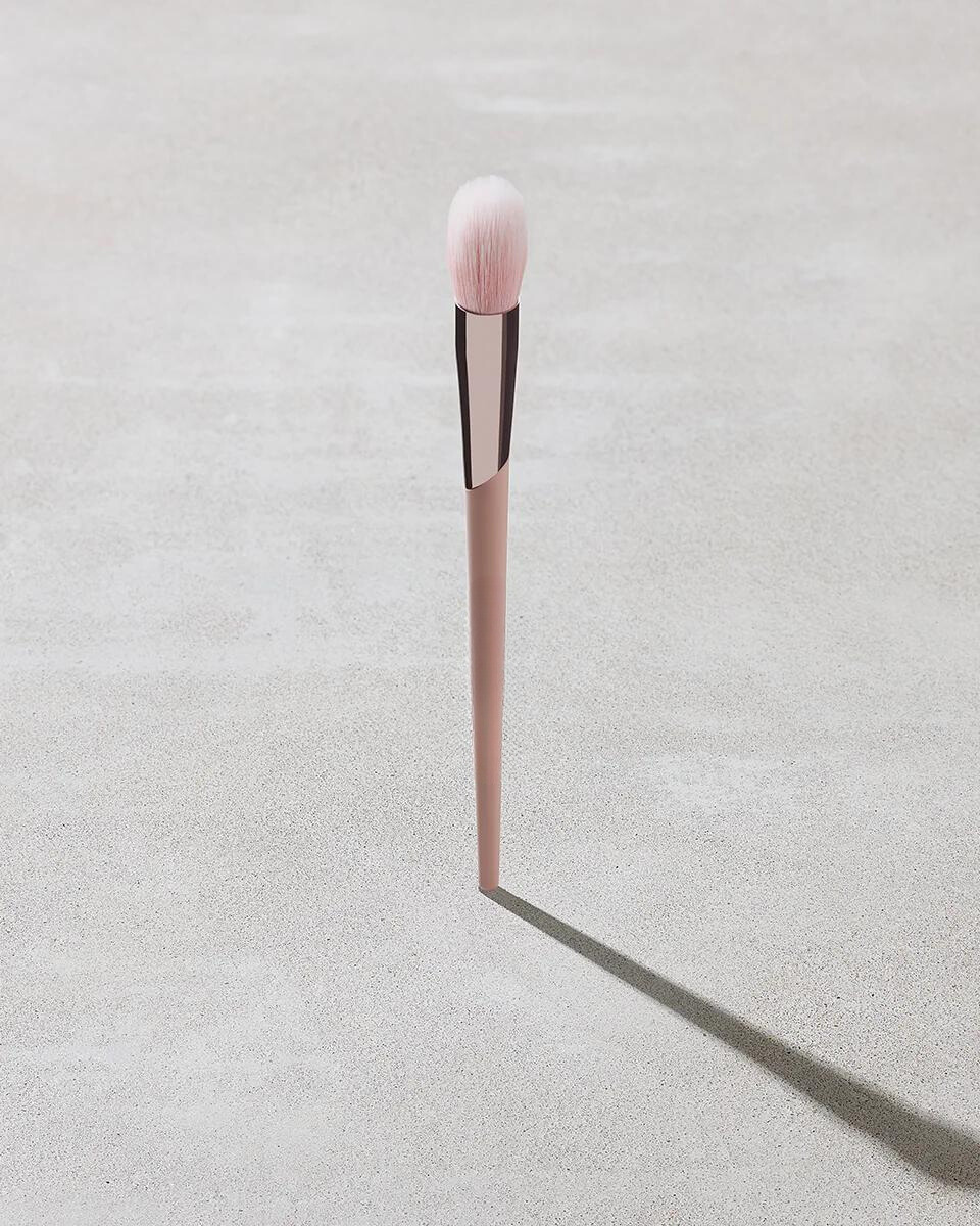 Precision Highlighter Brush 135